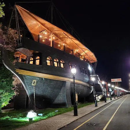 Апартамент Златна Котва