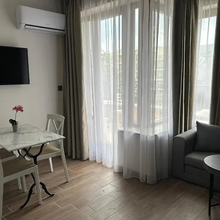 Golden Sands Apartments Zlatna Kotva * Nisipurile de Aur